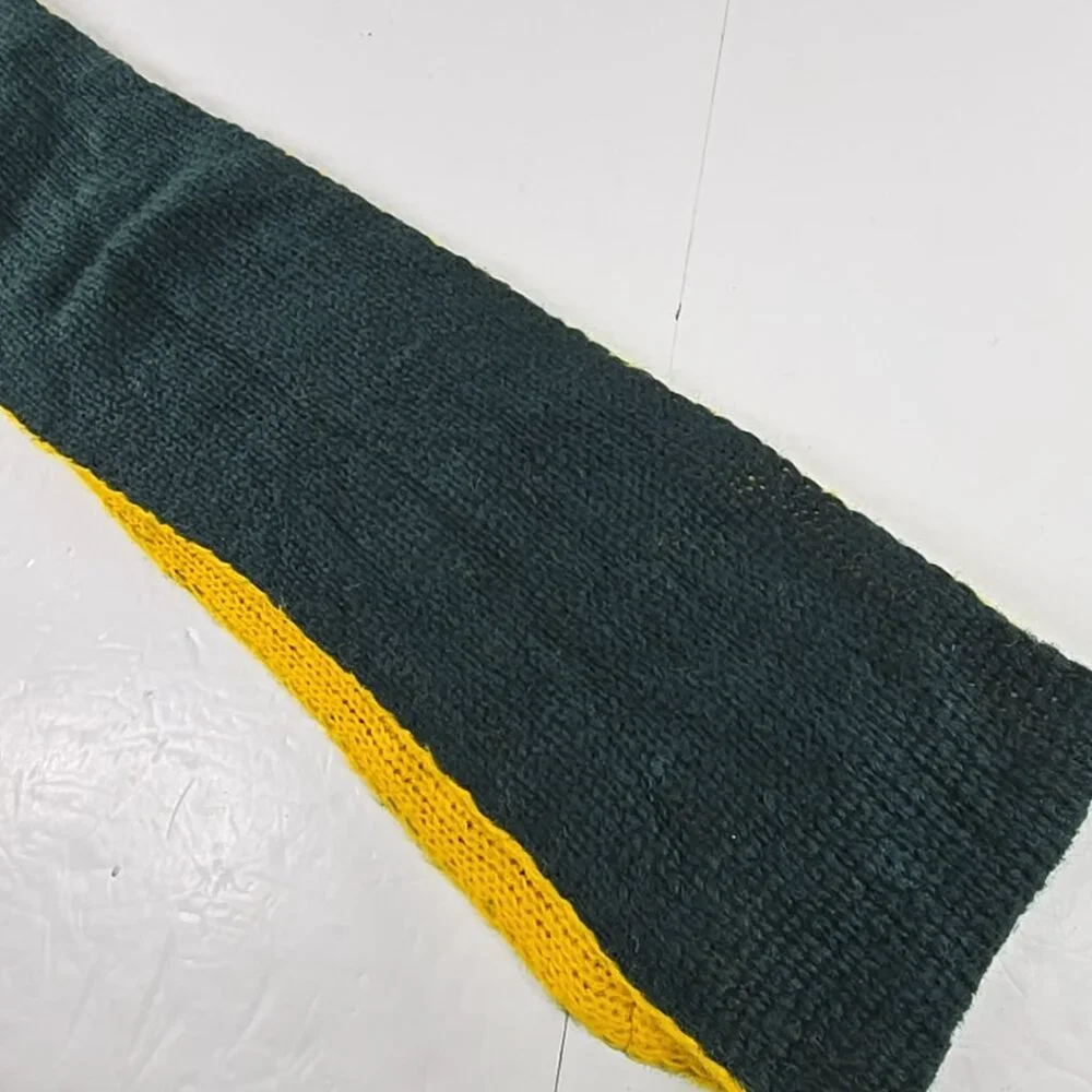 GREEN BAY PACKERS Infinity Scarf Football Team Knitted Green and Yellow Logo NFL
